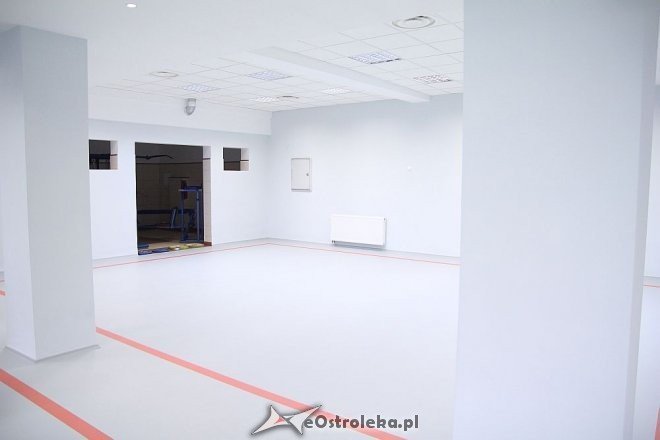 Wyremontowana sala gimnastyczna ostrołęckiej „metalówki” jak nowa [ZDJĘCIA] - zdjęcie #6 - eOstroleka.pl