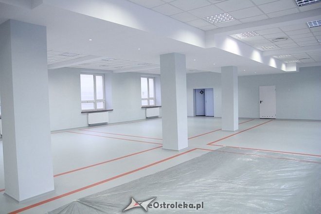 Wyremontowana sala gimnastyczna ostrołęckiej „metalówki” jak nowa [ZDJĘCIA] - zdjęcie #14 - eOstroleka.pl