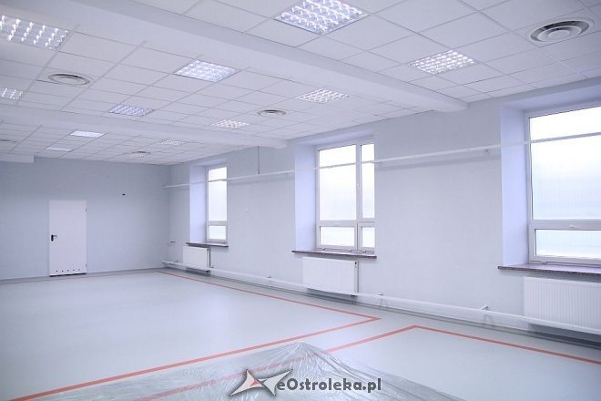Wyremontowana sala gimnastyczna ostrołęckiej „metalówki” jak nowa [ZDJĘCIA] - zdjęcie #16 - eOstroleka.pl