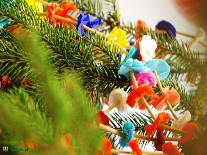 Kiermasz  Bożonarodzeniowy prac kurpiowskich w Kadzidle [16.12.2013] - zdjęcie #1 - eOstroleka.pl