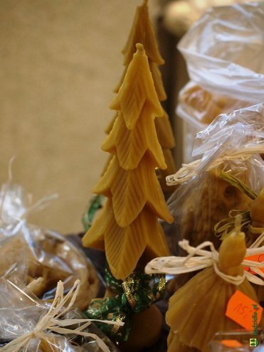 Kiermasz  Bożonarodzeniowy prac kurpiowskich w Kadzidle [16.12.2013] - zdjęcie #3 - eOstroleka.pl