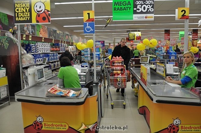 Otwarcie Biedronki przy mini obwodnicy [17.12.2013] - zdjęcie #4 - eOstroleka.pl