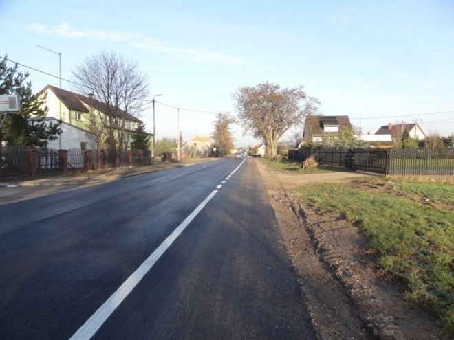 Nowa nawierzchnia i ścieżka rowerowa na trasie Sul – Lipniki [19.12.2013] - zdjęcie #2 - eOstroleka.pl