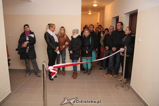 Przekazanie kluczy do mieszkań socjalnych przy ulicy Kołobrzeskiej [19.12.2913] - zdjęcie #4 - eOstroleka.pl