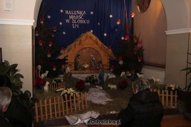 Szopki Bożonarodzeniowe w ostrołęckich parafiach [16.12.2013] - zdjęcie #24 - eOstroleka.pl