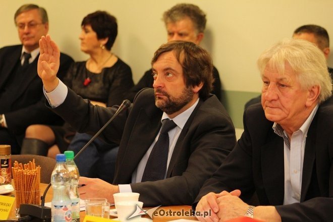 Budżetowa sesja Rady Miasta Ostrołęki [27.12.2013] - zdjęcie #18 - eOstroleka.pl