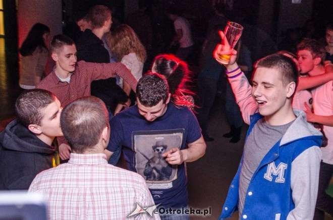 Drugi Dzień Świąt w Klubie u Studentów [26.12.2013] - zdjęcie #13 - eOstroleka.pl