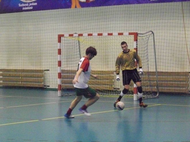 3. kolejka Nocnej Ligi Futsalu (27.12.2013) - zdjęcie #39 - eOstroleka.pl