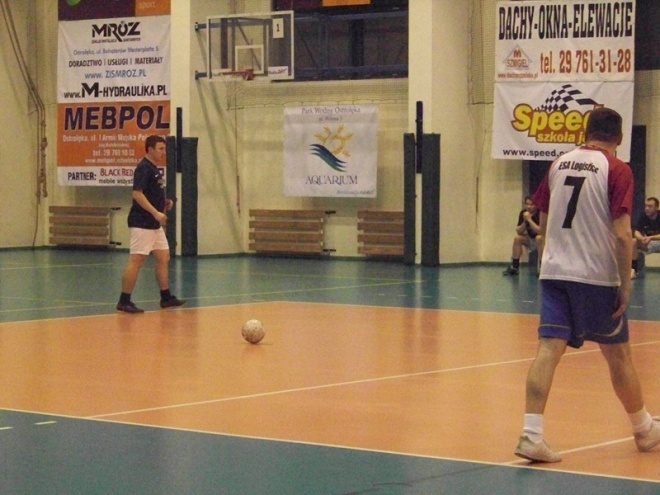 3. kolejka Nocnej Ligi Futsalu (27.12.2013) - zdjęcie #36 - eOstroleka.pl