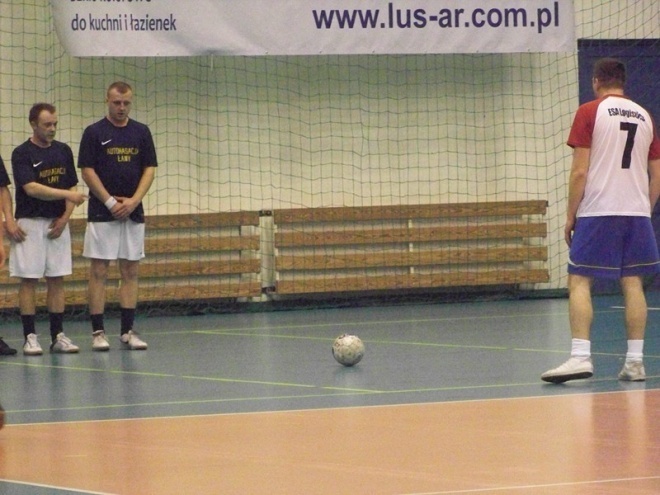 3. kolejka Nocnej Ligi Futsalu (27.12.2013) - zdjęcie #30 - eOstroleka.pl