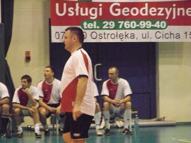 3. kolejka Nocnej Ligi Futsalu (27.12.2013) - zdjęcie #45 - eOstroleka.pl