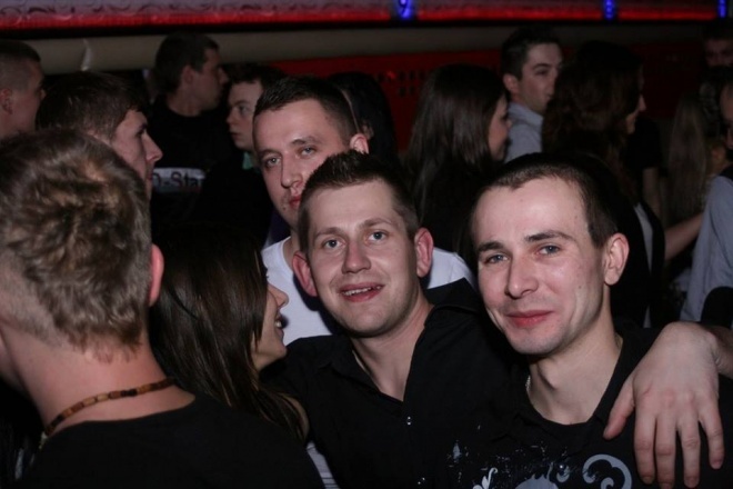 Gorące Święta w Clubie Ibiza. Wystąpiły zespoły Basta i MIG [25-26.12.2013] - zdjęcie #33 - eOstroleka.pl