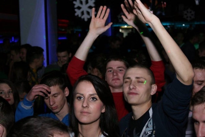 Gorące Święta w Clubie Ibiza. Wystąpiły zespoły Basta i MIG [25-26.12.2013] - zdjęcie #121 - eOstroleka.pl