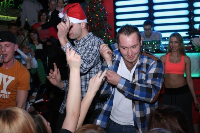 Gorące Święta w Clubie Ibiza. Wystąpiły zespoły Basta i MIG [25-26.12.2013] - zdjęcie #167 - eOstroleka.pl