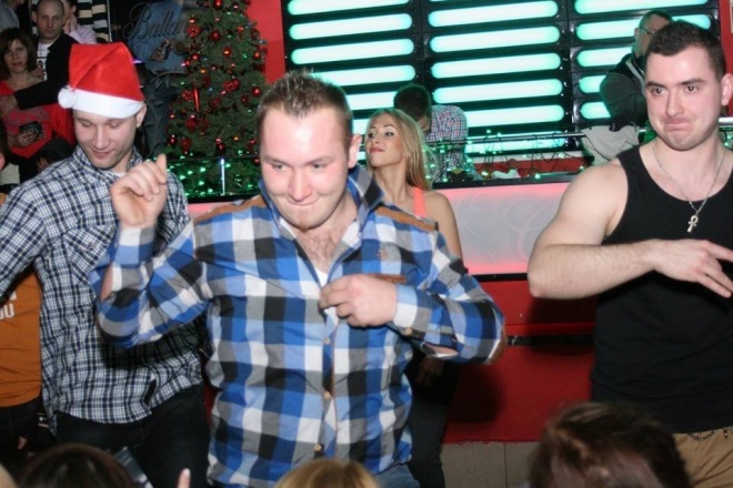 Gorące Święta w Clubie Ibiza. Wystąpiły zespoły Basta i MIG [25-26.12.2013] - zdjęcie #163 - eOstroleka.pl