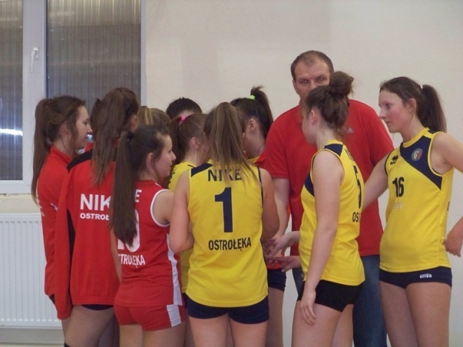 Kadetki: Nike Ostrołęka - Esperanto Warszawa (03.01.2014) - zdjęcie #57 - eOstroleka.pl