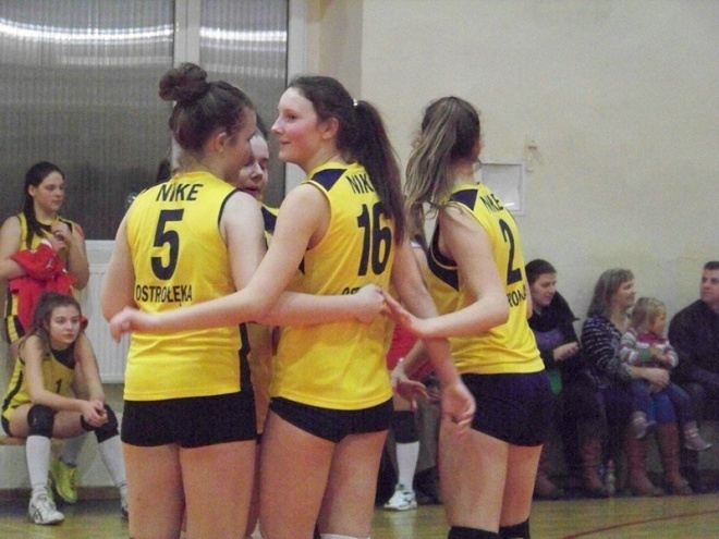 Kadetki: Nike Ostrołęka - Esperanto Warszawa (03.01.2014) - zdjęcie #24 - eOstroleka.pl