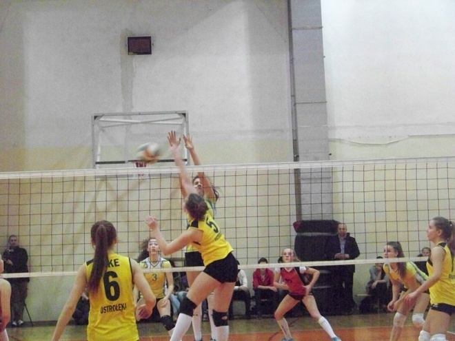 Kadetki: Nike Ostrołęka - Esperanto Warszawa (03.01.2014) - zdjęcie #18 - eOstroleka.pl