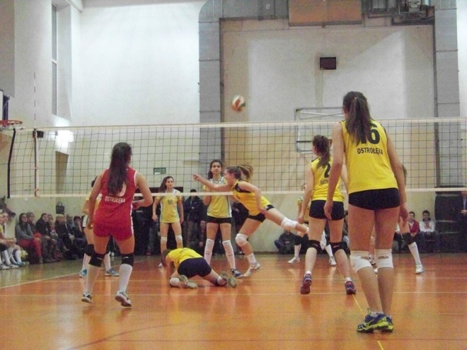 Kadetki: Nike Ostrołęka - Esperanto Warszawa (03.01.2014) - zdjęcie #2 - eOstroleka.pl