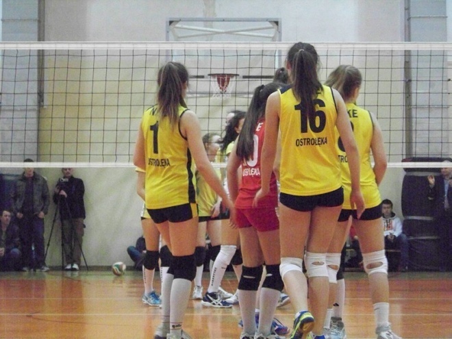 Kadetki: Nike Ostrołęka - Esperanto Warszawa (03.01.2014) - zdjęcie #1 - eOstroleka.pl