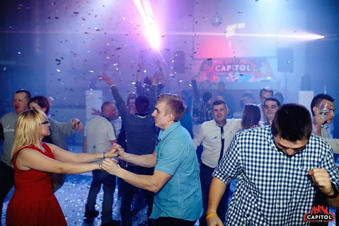 Sylwester w Klubie Capitol [31.12.2013] - zdjęcie #25 - eOstroleka.pl
