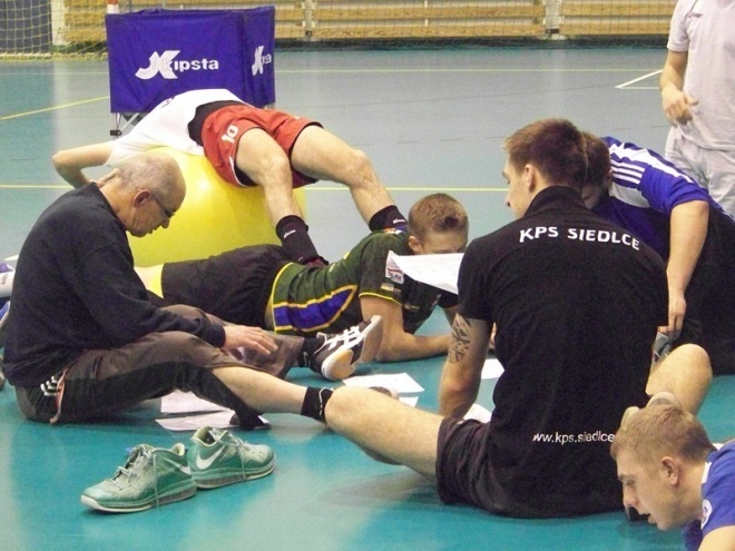 Trening i odprawa Energi Pekpol przed meczem z Camperem Wyszków (03.01.2014) - zdjęcie #8 - eOstroleka.pl