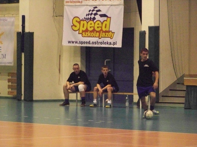 Nocna Liga Futsalu - 4. kolejka (03.01.2014) - zdjęcie #56 - eOstroleka.pl