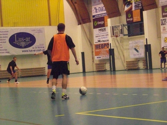 Nocna Liga Futsalu - 4. kolejka (03.01.2014) - zdjęcie #47 - eOstroleka.pl