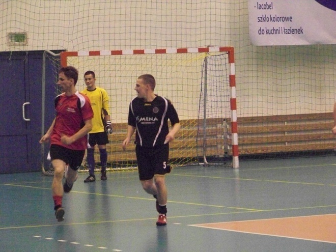 Nocna Liga Futsalu - 4. kolejka (03.01.2014) - zdjęcie #29 - eOstroleka.pl