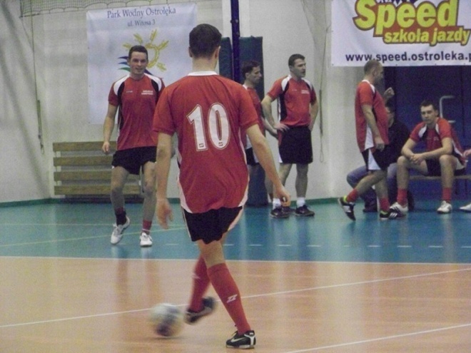 Nocna Liga Futsalu - 4. kolejka (03.01.2014) - zdjęcie #17 - eOstroleka.pl