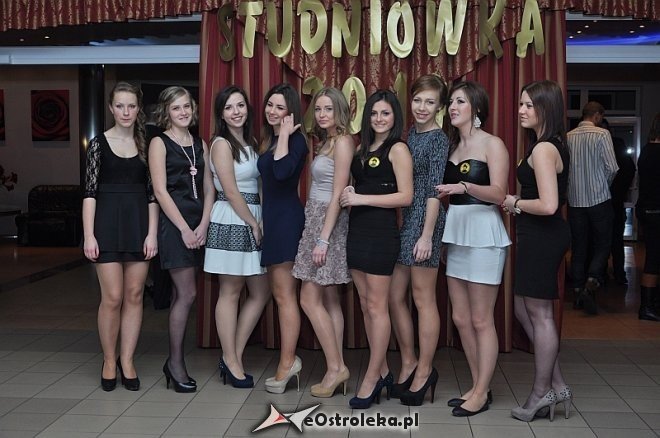 Studniówka 2014: Tak bawili się uczniowie Zespołu Szkół Nr 1 w Ostrołęce [04.01.2013] - zdjęcie #65 - eOstroleka.pl