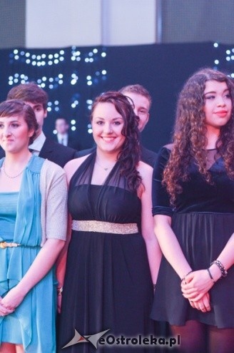 Studniówka III LO w stylu Hoolywood! [4.01.2014] - zdjęcie #167 - eOstroleka.pl