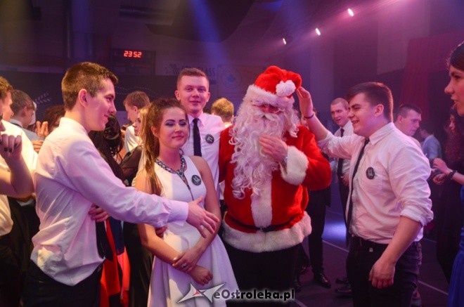 Studniówka III LO w stylu Hoolywood! [4.01.2014] - zdjęcie #18 - eOstroleka.pl