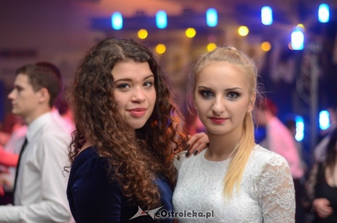 Studniówka III LO w stylu Hoolywood! [4.01.2014] - zdjęcie #7 - eOstroleka.pl