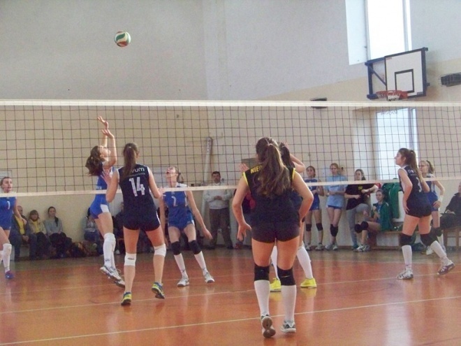 Kadetki: Nike Ostrołęka - Ósemka Siedlce (04.01.2014) - zdjęcie #10 - eOstroleka.pl