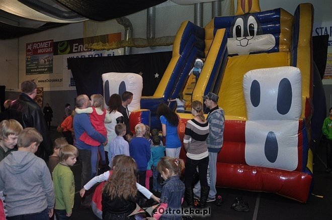 VI Dyskoteka z Mikołajem w ZS Nr 5 [05.01.2014] - zdjęcie #81 - eOstroleka.pl