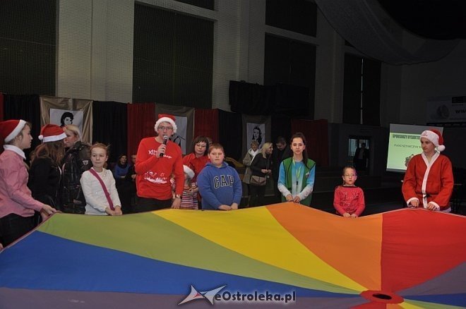 VI Dyskoteka z Mikołajem w ZS Nr 5 [05.01.2014] - zdjęcie #74 - eOstroleka.pl