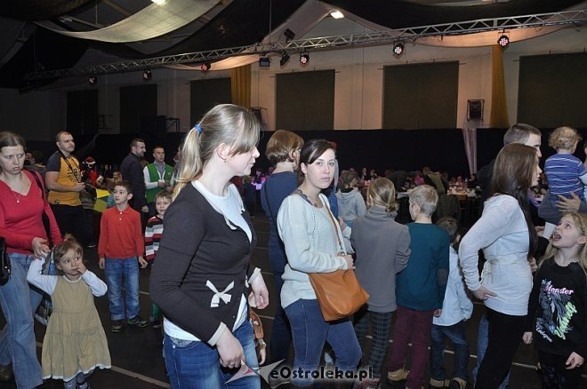 VI Dyskoteka z Mikołajem w ZS Nr 5 [05.01.2014] - zdjęcie #46 - eOstroleka.pl