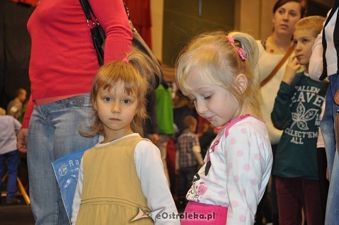 VI Dyskoteka z Mikołajem w ZS Nr 5 [05.01.2014] - zdjęcie #34 - eOstroleka.pl