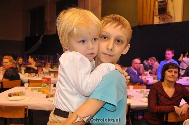 VI Dyskoteka z Mikołajem w ZS Nr 5 [05.01.2014] - zdjęcie #21 - eOstroleka.pl