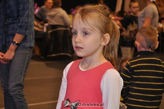 VI Dyskoteka z Mikołajem w ZS Nr 5 [05.01.2014] - zdjęcie #12 - eOstroleka.pl
