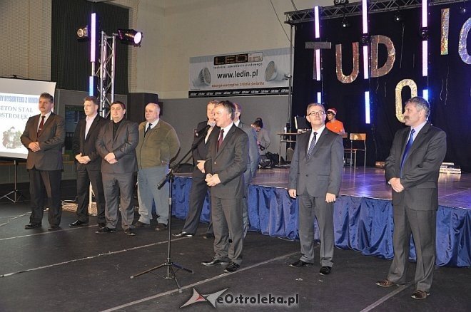 VI Dyskoteka z Mikołajem w ZS Nr 5 [05.01.2014] - zdjęcie #2 - eOstroleka.pl