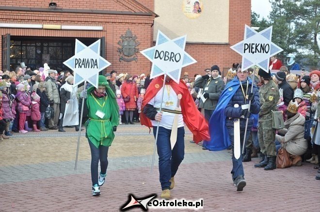 Orszak Trzech Króli ulicami Ostrołęki [06.01.2013] - zdjęcie #164 - eOstroleka.pl