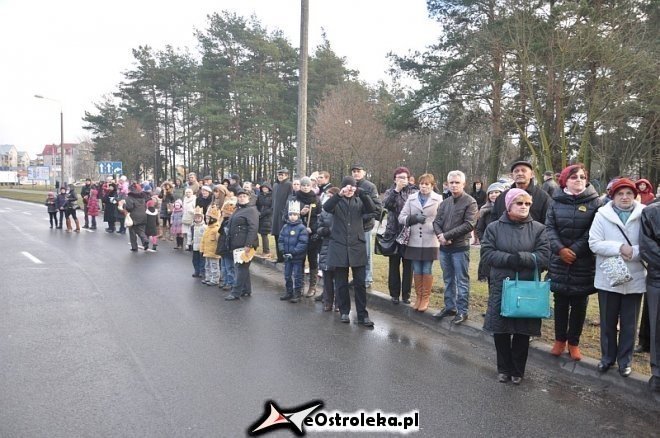 Orszak Trzech Króli ulicami Ostrołęki [06.01.2013] - zdjęcie #139 - eOstroleka.pl