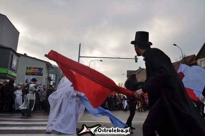 Orszak Trzech Króli ulicami Ostrołęki [06.01.2013] - zdjęcie #71 - eOstroleka.pl