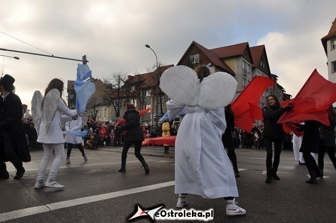 Orszak Trzech Króli ulicami Ostrołęki [06.01.2013] - zdjęcie #61 - eOstroleka.pl