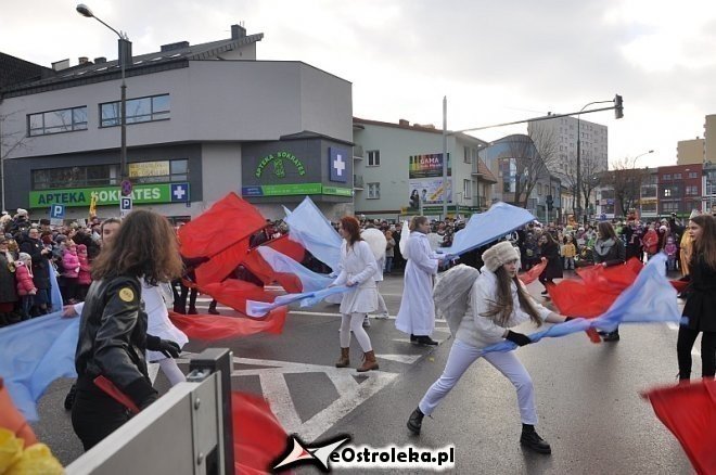 Orszak Trzech Króli ulicami Ostrołęki [06.01.2013] - zdjęcie #49 - eOstroleka.pl