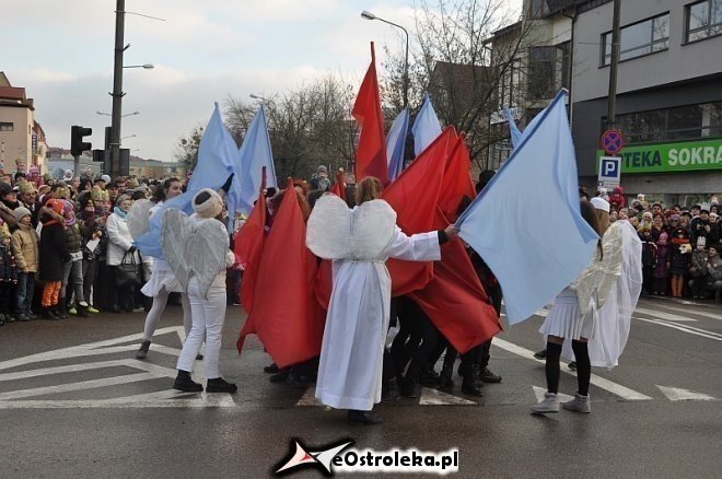 Orszak Trzech Króli ulicami Ostrołęki [06.01.2013] - zdjęcie #50 - eOstroleka.pl