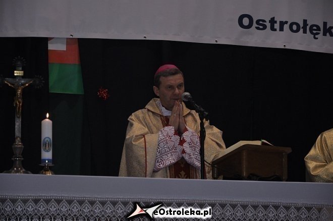 Orszak Trzech Króli ulicami Ostrołęki [06.01.2013] - zdjęcie #198 - eOstroleka.pl