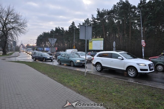 Ostrołęka: Policyjna akcja trzeźwość paraliżowała wjazd do Ostrołęki [09.01.2014] - zdjęcie #21 - eOstroleka.pl